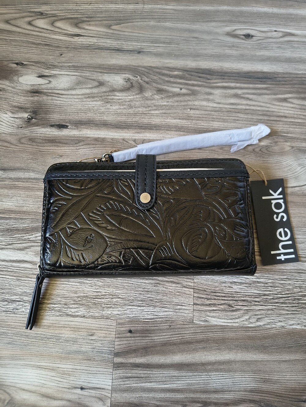 The Sak Women's Iris Leather Convertible Crossbody Bag Black Leaf Embossed